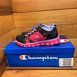 Champion Girls Capri Runner Black and Pink Shoes
